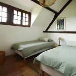 Holiday home Chaleureux Normand En Zone Natura 2000 Freneuse-Sur-Risle