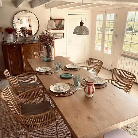 Holiday home Chaleureux Normand En Zone Natura 2000 Freneuse-Sur-Risle